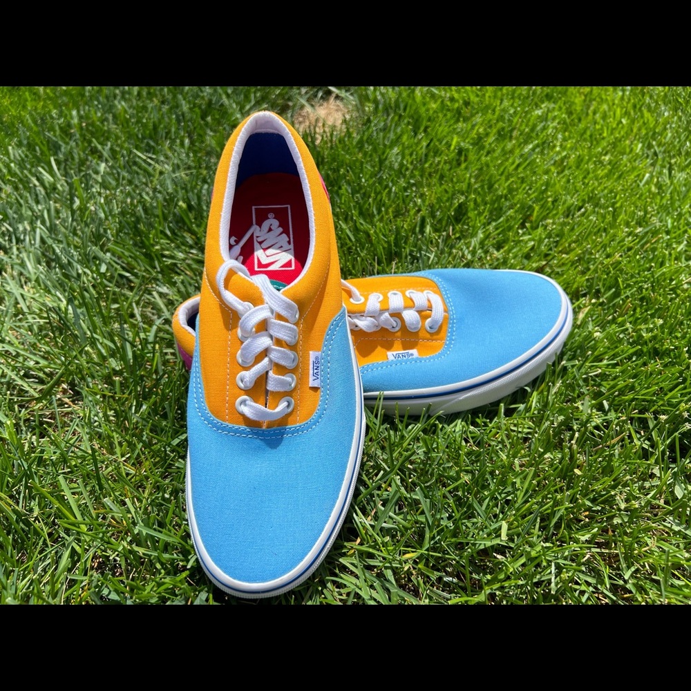 Love Bright Colors? You’ll love these Brand New Women’s VANS Sneakers. Size 9.